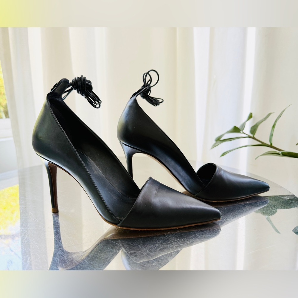 VINCE Pump Heels in Black Buttery Soft Leather Made in Italy